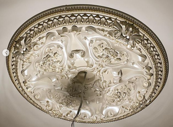 2972371016_gipsovaya-rozetka-potolochnaya розетка стельова