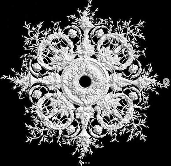 2975267967_gipsovaya-rozetka-potolochnaya гипсовая потолочная розетка